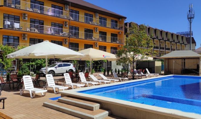 Гостиница «Черномор»