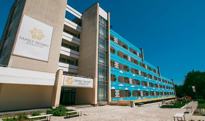 Отель  «FAMILY RESORT» 